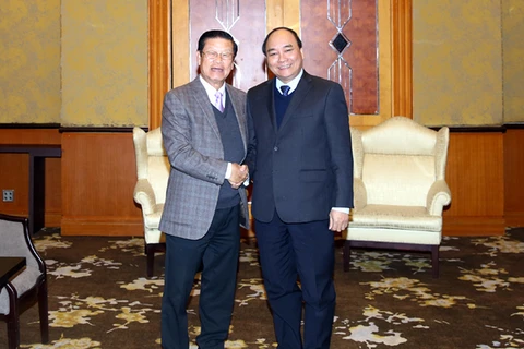 Vietnam, Laos work on measures for 2016-2020 cooperation