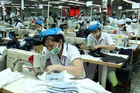 New decree aims to elevate living standards of female workers 