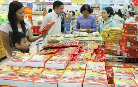 Stocking up for Tet costs firms 723 million USD