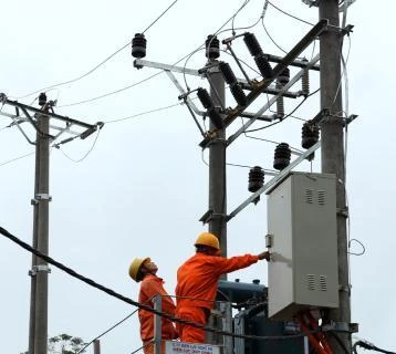 Electricity comes to la H’Drai district