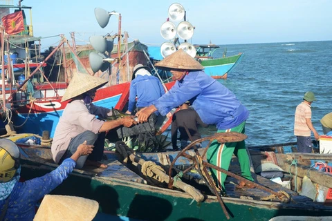 Fisheries trade union protests Chinese ships’ attacks on VN's boats