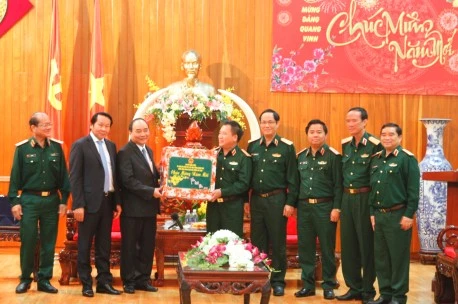 Deputy PM visits soldiers ahead of Lunar New Year 