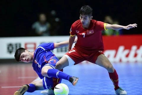Vietnam tackle Thailand in futsal event