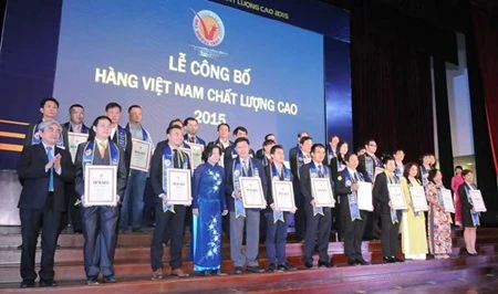 Vietnamese firms win high-quality award 