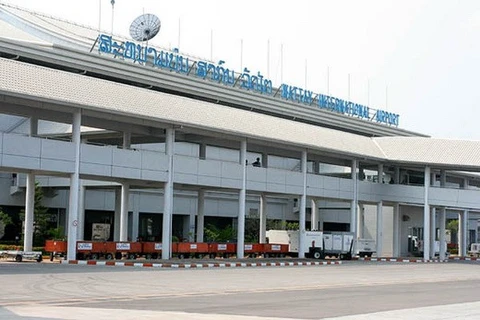 Laos screens passengers at int’l airport to prevent infectious disease