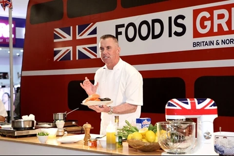 Michelin star chef Gary Rhodes cooks up in Vietnam