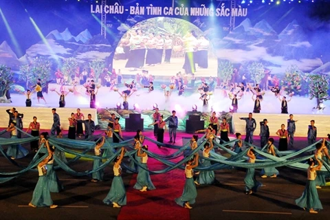 Over 10,000 visitors attend Lai Chau Culture-Tourism week