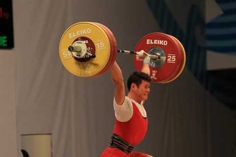 Weightlifters to sharpen skills in US