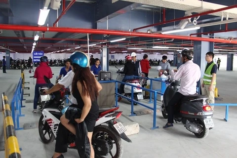 Tan Son Nhat Airport opens new parking