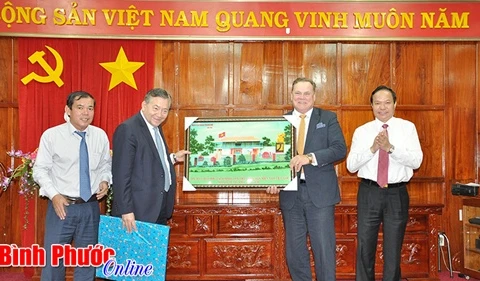 Canadian group to help Binh Phuoc firms