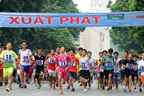 Newspaper holds traditional Run for Peace