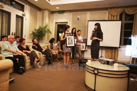 Singapore-based fund awards scholarships to Vietnamese students