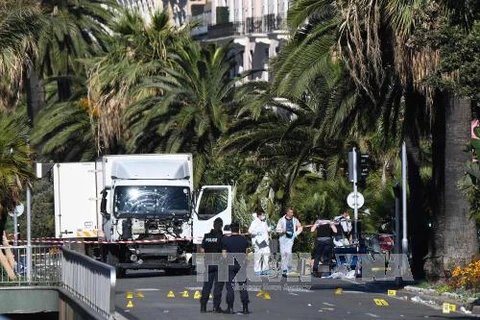 Vietnam strongly condemns Nice attack 