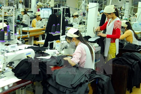 Garment-textile exports unlikely to reach yearly target