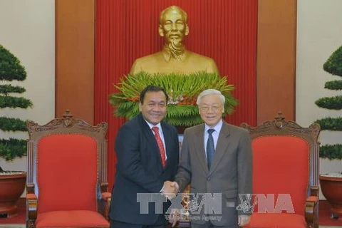 Party chief bids farewell to Cambodian ambassador 