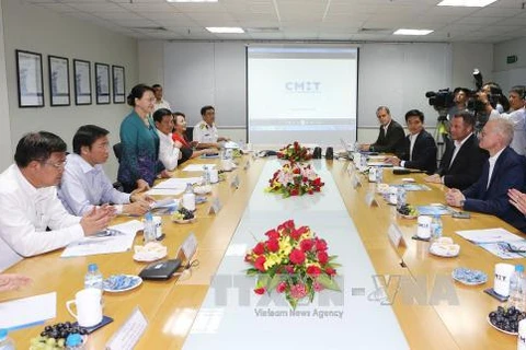 NA Chairwoman visits seaports in Ba Ria-Vung Tau