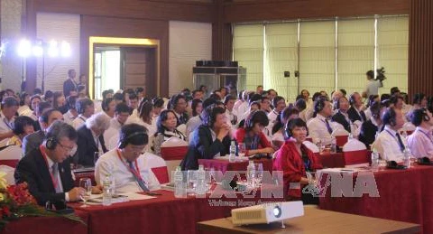 Vietnamese, French localities boost tourism cooperation