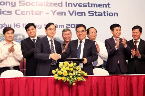 Deal inked on Yen Vien logistics centre project