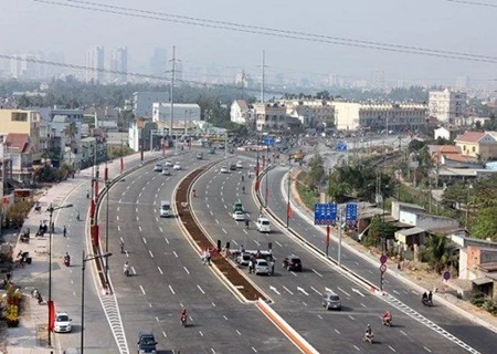  HCM City to boost investment for road traffic projects