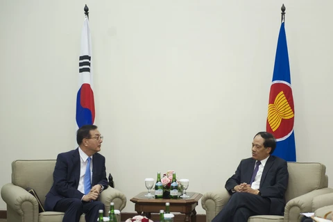ASEAN backs peace efforts in Korean Peninsula 