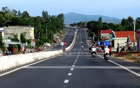 New section of National Highway No 1 opens 