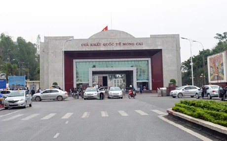 Quang Ninh calls for investments in Mong Cai EZ 