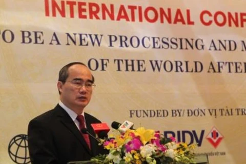 Vietnam aims to be global processing, manufacturing hub 