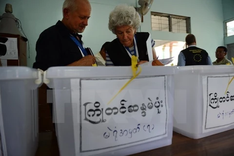  Myanmar opens door to international observers during election