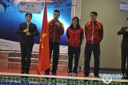 Vietnamese finswimmers finish third at champs 