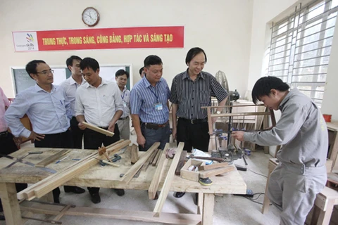 Hanoi: 3.1 million USD for 2016 vocational training 