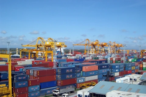 Vietnam records trade surplus of 2.45 billion USD: GSO