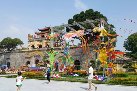Hanoi trade village tourism festival greets 30,000 visitors