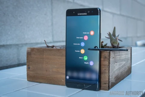Samsung Vietnam recalls exploding phones