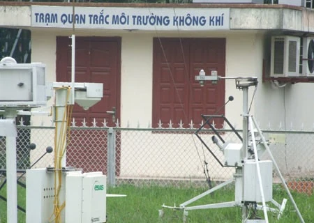 Hanoi to install 20 new air-monitoring stations