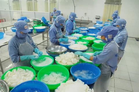 Seafood exports set to top 7 billion USD this year