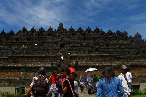 Foreign tourists to Indonesia up