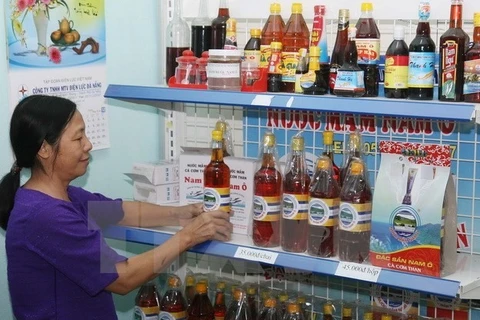 Ministry slams Vinastas fish sauce survey