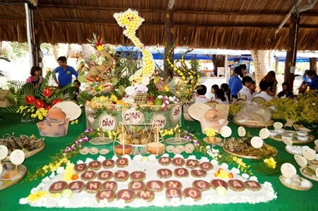 Cake festival celebrated in Can Tho