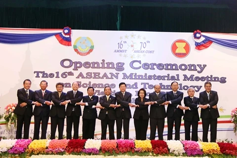 Vietnam attends ASEAN Sci-Tech Ministerial Meeting in Laos