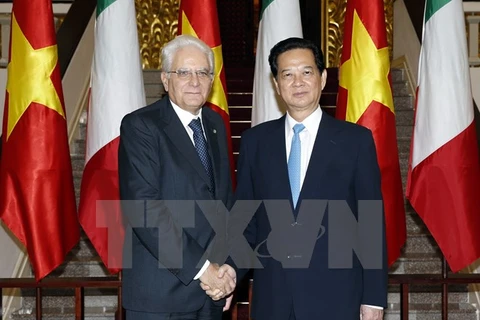 PM delighted at cooperation agreements with Italy