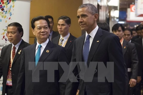 PM meets world leaders on ASEAN Summit sidelines 