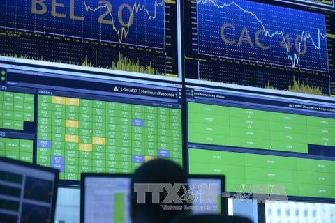 More foreign investors open stock tcodes in Vietnam