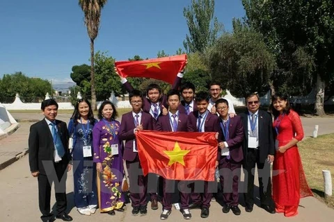 Vietnamese juniors pocket medals at int’l science Olympiad
