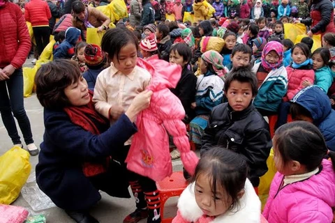 Warm clothing urgently sent to hill children in need