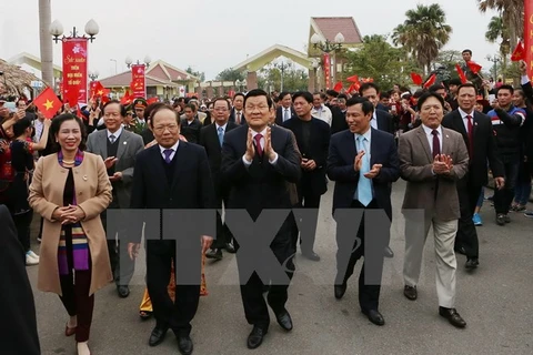 President joins annual springtime festival with ethnic groups 