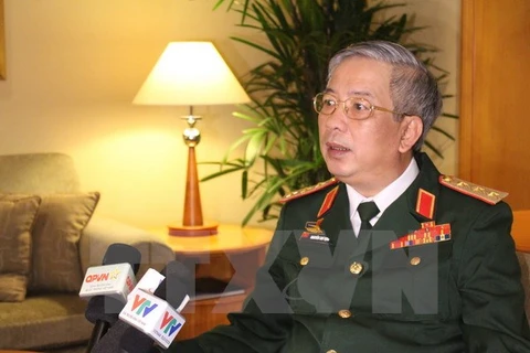 Vietnam, Singapore commit to expanding defence ties