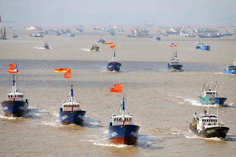 China accused of using navy to intimidate fishing vessels in East Sea 