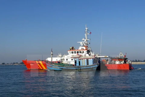 Five fishermen aboard sunken boat rescued
