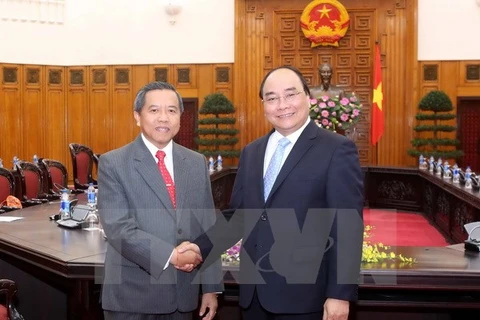 Deputy PM hosts Lao Minister of Science and Technology 