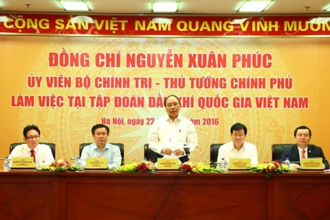 PM hails PetroVietnam’s contributions to national energy security 